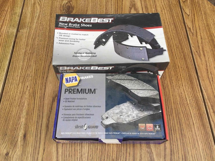 22J • Napa Brake Pads and BrakeBest Brake Shoes Lot 22J, August