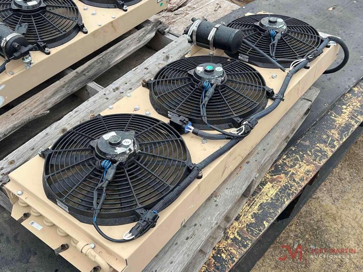 (1) MOBILE CLIMATE CONTROL INC EXTERIOR A/C UNIT Lot 6277F, RING TWO