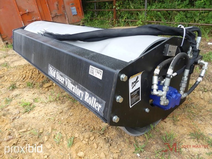 72" SKIDSTEER VIBRATORY ROLLER Lot 6123, RING TWO WEST GA HEAVY