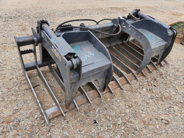 CASE GRAPPLE BUCKET Lot 1054b, Summer Lake Country Contractors Auction, 8/25/2022, Rebel