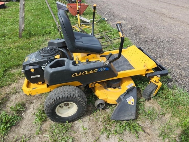 Cub Cadet Time Saver Zero Turn Lawn Mower Lot 418, August Farm