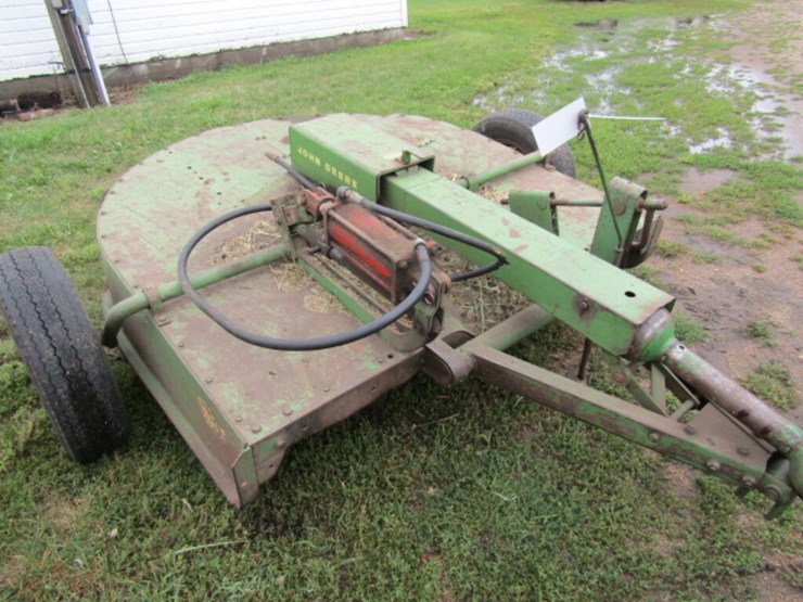 JOHN DEERE 227 Lot 860, Large Upsala MN Farm Estate Sale, 8/26/2022