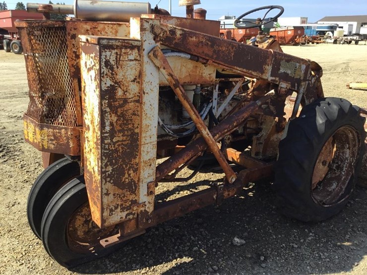 Inv 15999 Honey Bee Loader, Built on a Farmall 140 Tractor Lot