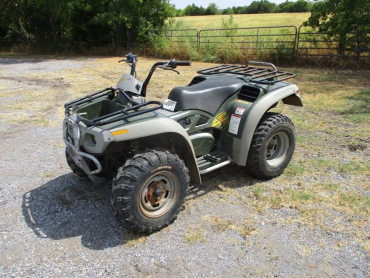 BOMBARDIER QUEST 650 Lot 19, Farm and Light Construction Equipment