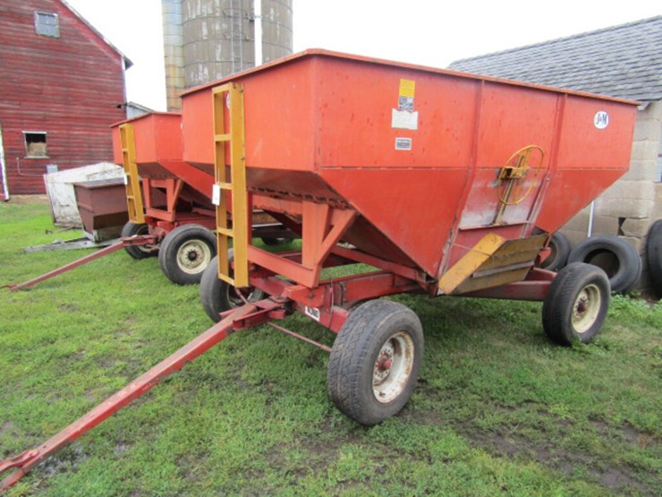 862. J&M Approx. 200 Bushel Gravity Box with Access Ladder on Electric