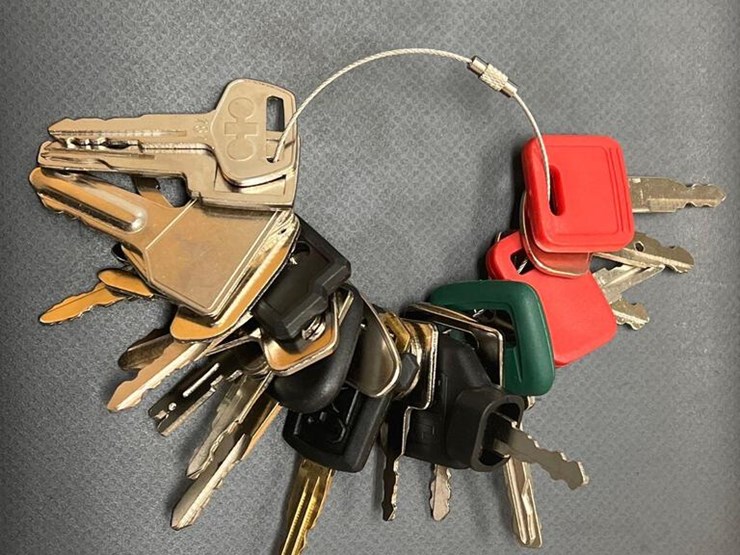 (1) NEW 24 PIECE EQUIPMENT KEY RING Lot 5578E, RING ONE WEST GA
