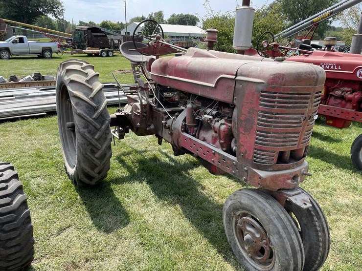 Farmall M Narrow Front Lot 34, Fall Consignment Auction, 8/27/2022, Eastern Iowa Auction Co