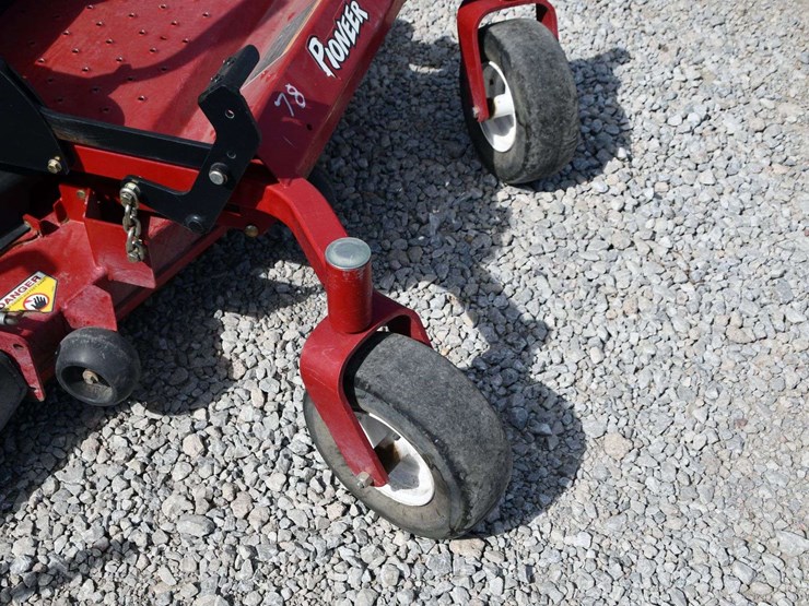 2008 ExMark Pioneer Zero Turn E Series Mower Lot 177,