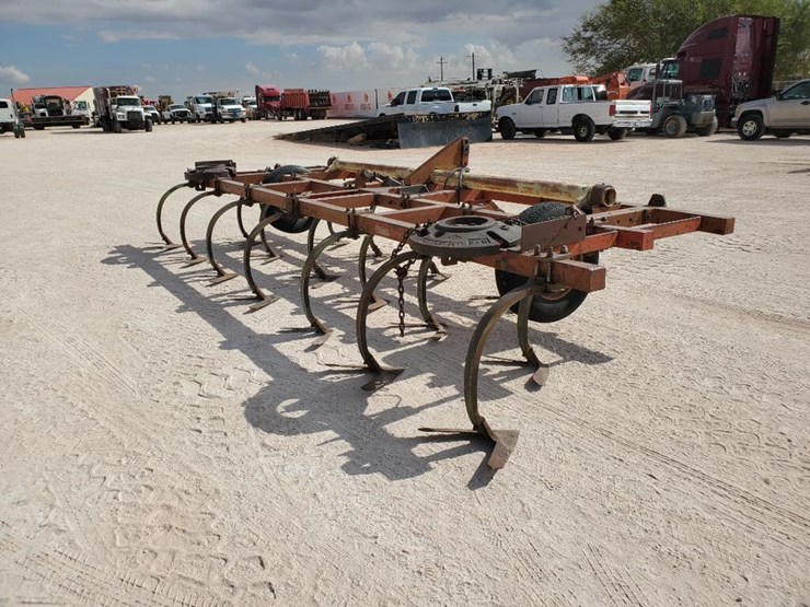 Sweep Cultivator 3 Point Hitch Type Lot 721, Day 2 (Ring 1) August