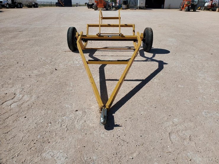 Tumblebug Round Bale Hay Dolly Lot 828, Day 2 (Ring 1) August Public Equipment Auction, 8/31