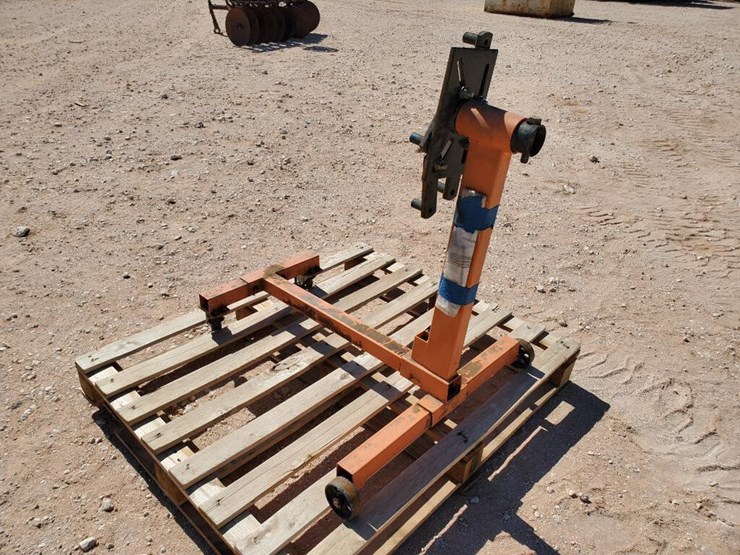 Central Machinery Engine Stand Lot 1234, Day 2 (Ring 1) August