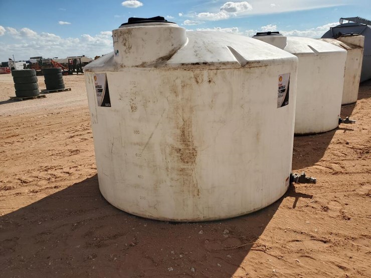 1550 Gallon Vertical Liquid Storage Tank Lot 1306, Day 2 (Ring 1