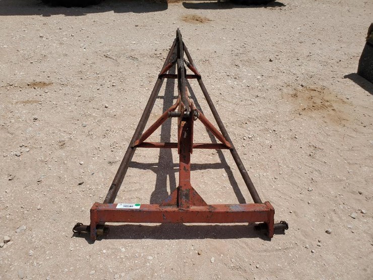 3 Point Hitch Boom Lift Lot 1231, Day 2 (Ring 1) August Public Equipment Auction, 8/31/2022