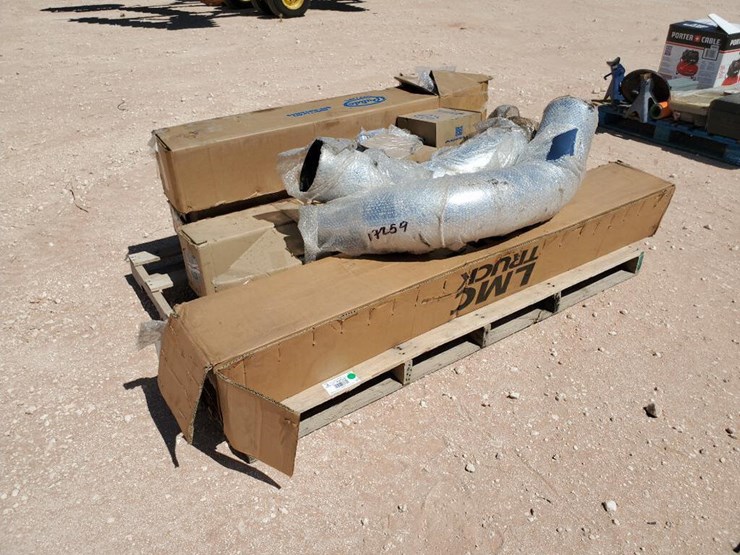 Unused Chrome 8 Inch Stack Kit Lot 574, Day 1 August Public