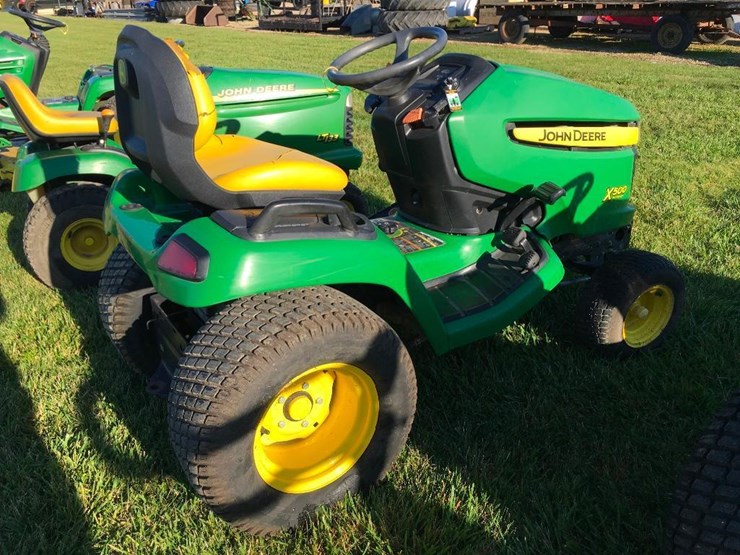 Inv 16864 John Deere X500 MultiTerrain, No Deck Lot 16864