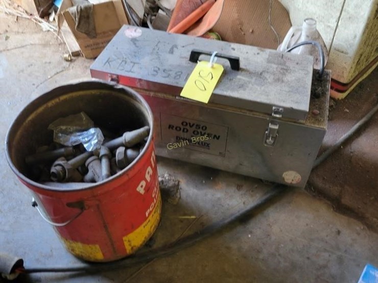 Welding Rod Heater Box, MISC Fittings Lot 510, Waldner Online Shop