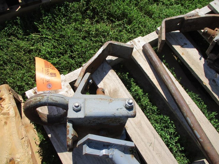 18229 • Agri Speed Quick Hitch Lot 18229, Tractor, Skid Steer, John