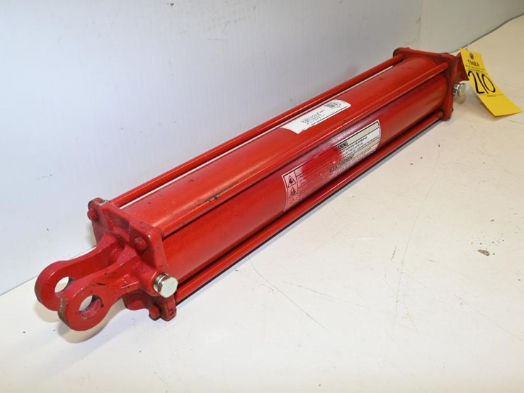210 • Lion Hydraulic Cylinder Lot 210, September Online Auction, 9