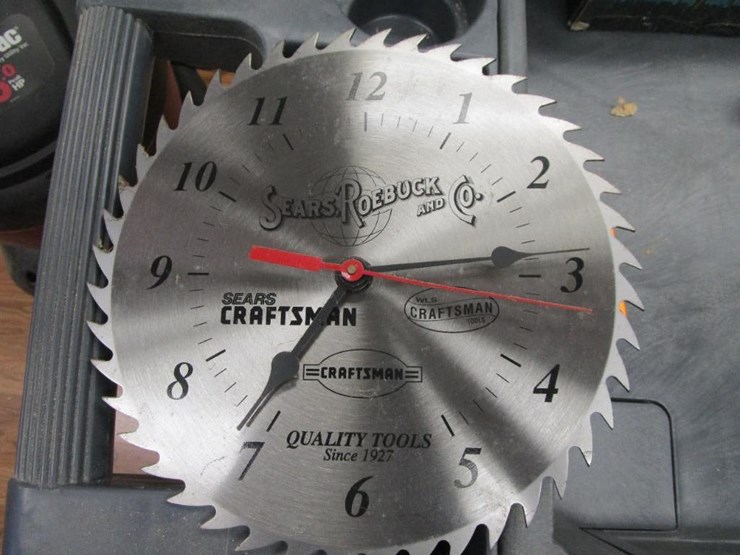 2055 • Sears Craftsman Saw Blade Clock Lot 2055, John Deere 4520