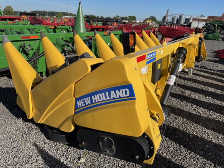 2018 NEW HOLLAND 980 Lot 79002, Mowrey Auction September 21st Truck