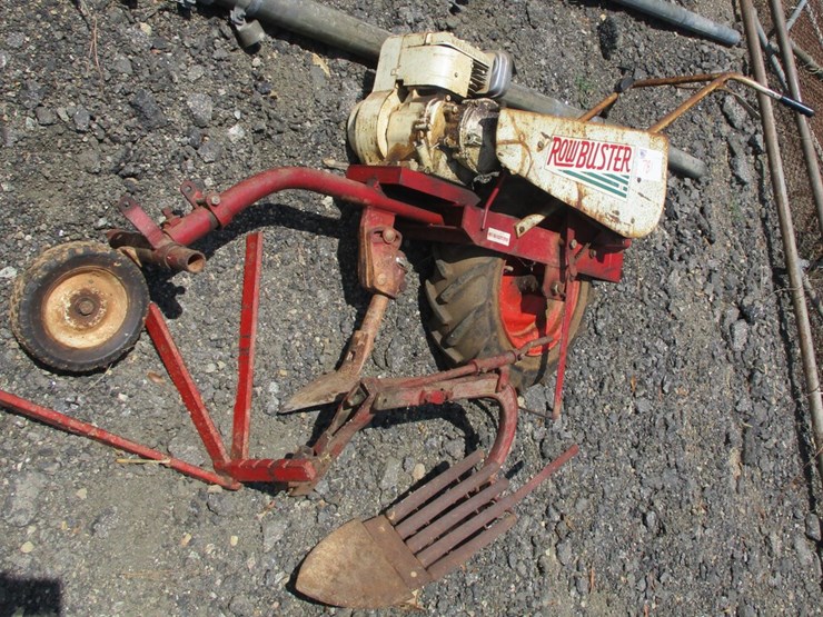 Row Buster Plow Lot 781, Traditions Auction Co LLC Equipment Sept 16