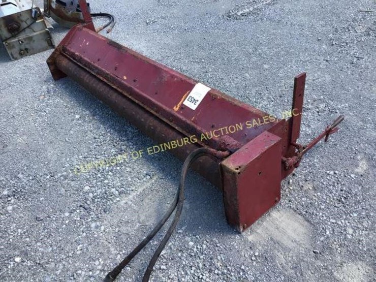 E 7ft tailgate spreader condition unknown Lot 3453, ONLINE