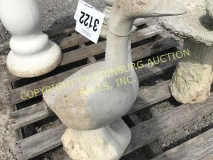 C Cement goose statue Lot 3122, ONLINE CONSIGNMENT AUCTION, 9/16