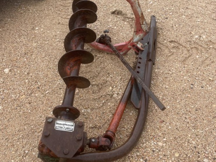 Continental Belton Post hole Digger Lot 35, Sept 17th Consignment