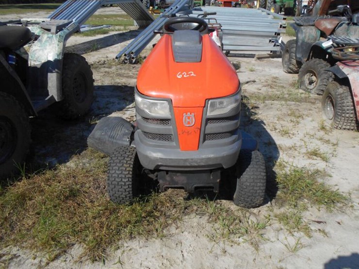 HUSQVARNA YTH21K46 Lot 622, Farm and Equipment Auction, 9/17/2022