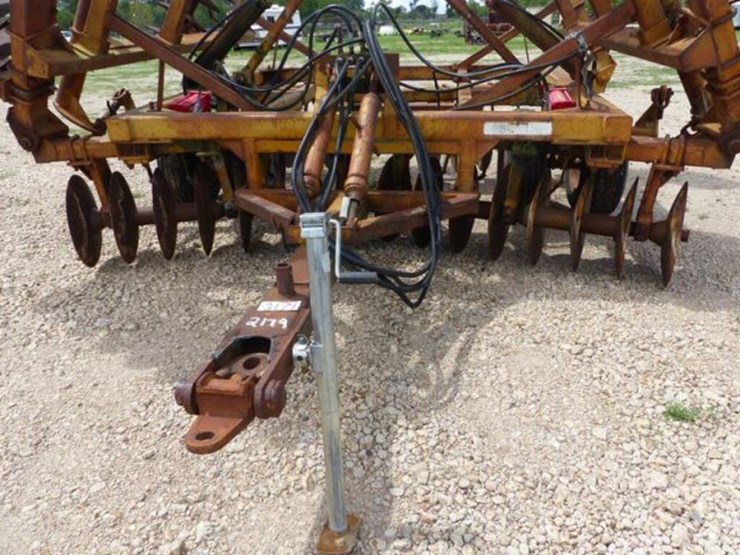 AMCO MODELF257424 27' FLEXWING FOLDING DISC Lot 2179, Farm Ranch