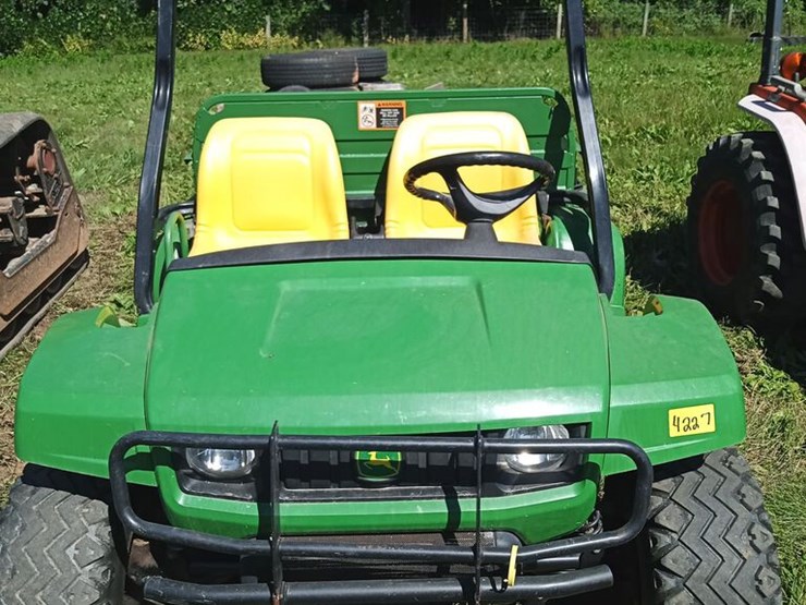 2007 JOHN DEERE GATOR Lot 4227, FALL CONSIGNMENT EQUIPMENT AUCTION