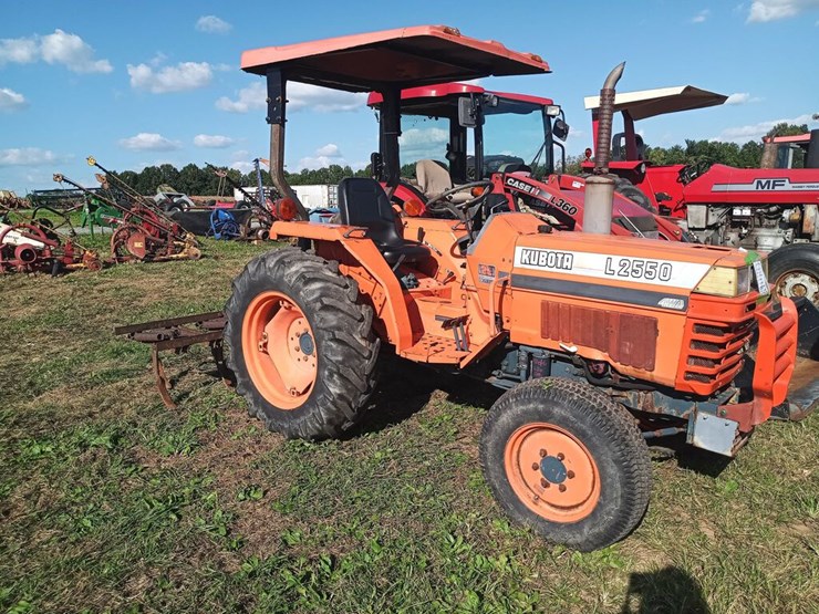 KUBOTA L2550 Lot 1026, FALL CONSIGNMENT EQUIPMENT AUCTION, 9/24/2022