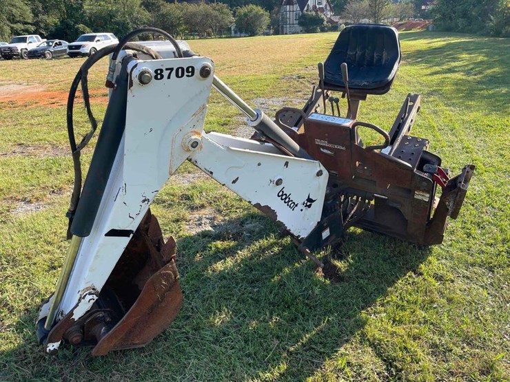 Bobcat 8709 Hydraulic Backhoe Attachment Lot 217353, City of Helen