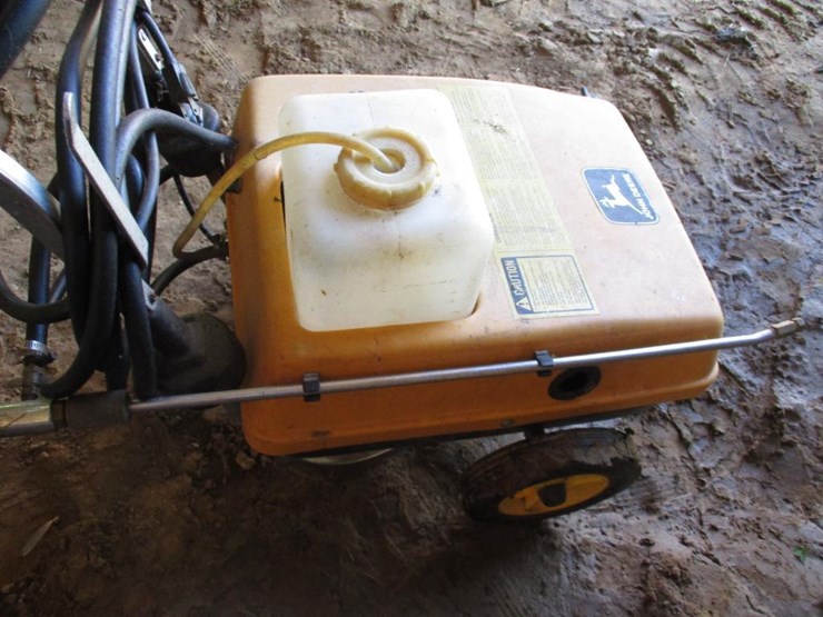 1410 • John Deere A18 Pressure Washer Lot 1410, Merlin Rindahl Estate Tractor, Farm