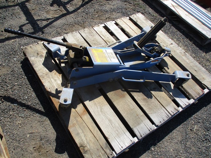 OTC 5018 Clutch Handler Lot 113517, Public Equipment Auction Day 1