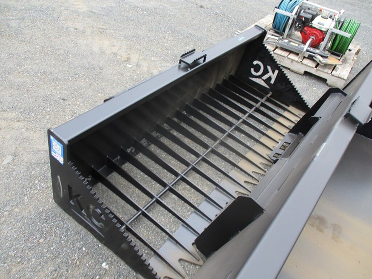 76" Skeleton Bucket Lot 122012, Public Equipment Auction Day 1, 9