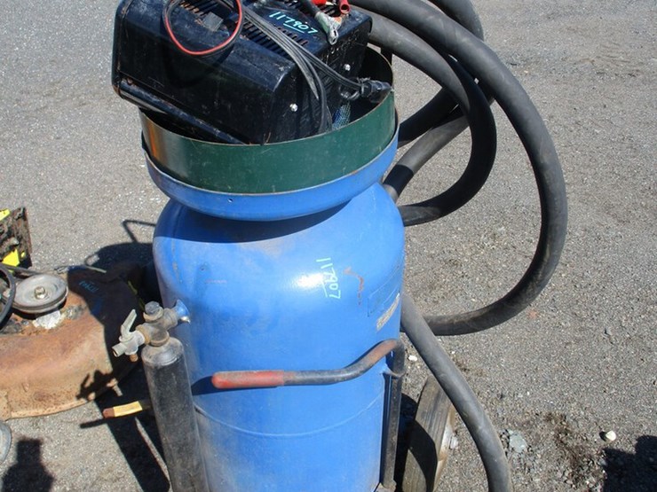 Lindsay Sandblast Pot, Lot 117907, Public Equipment Auction Day 1