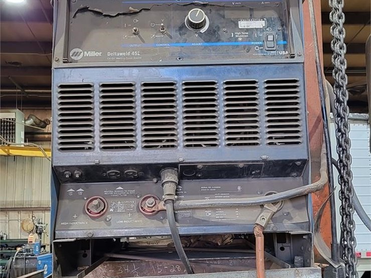 MILLER DELTAWELD 452 Lot 89, KNT FABRICATION SHOP LIQUIDATION SALE