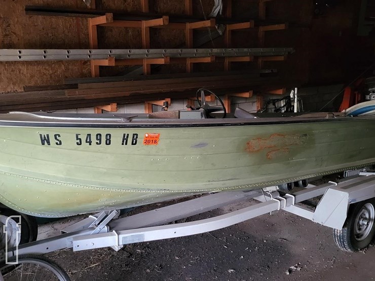 STARCRAFT 16FT FISHING BOAT Lot 35, KNT FABRICATION SHOP LIQUIDATION