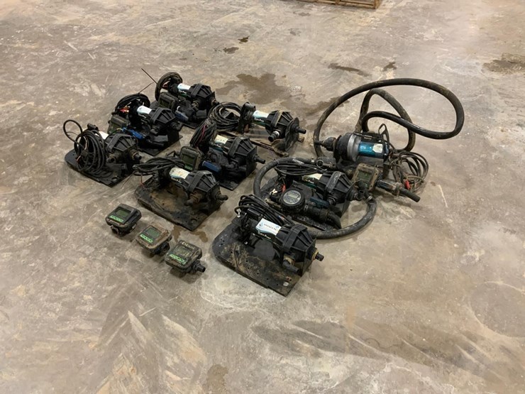 DuraPump 4000 Series Herbicide Pumps Lot HD2423, Sep 28, 2022