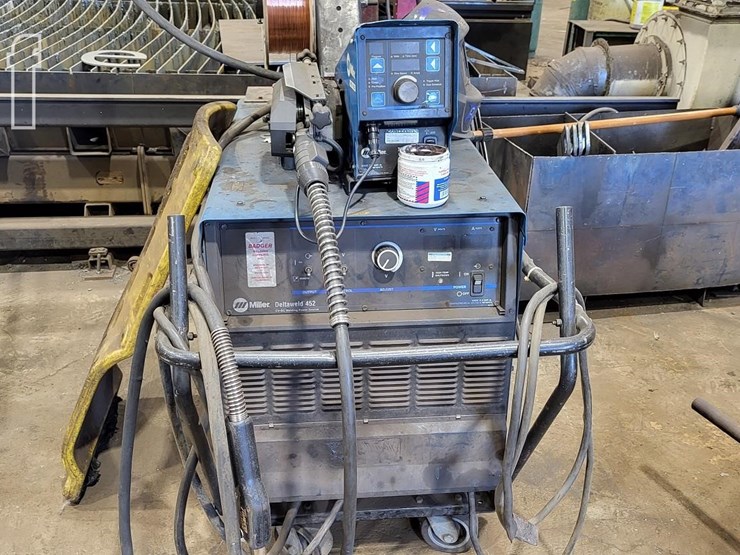 MILLER DELTAWELD 452 Lot 72, KNT FABRICATION SHOP LIQUIDATION SALE