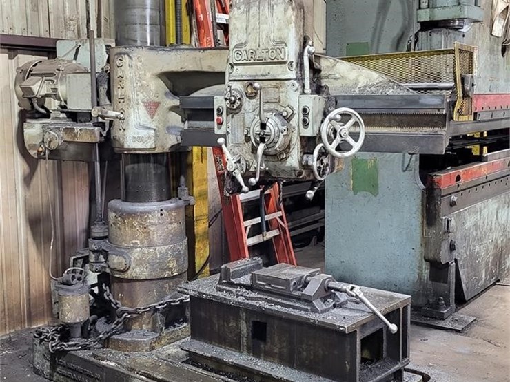 CARLTON RADIAL ARM DRILL PRESS Lot 85, KNT FABRICATION SHOP
