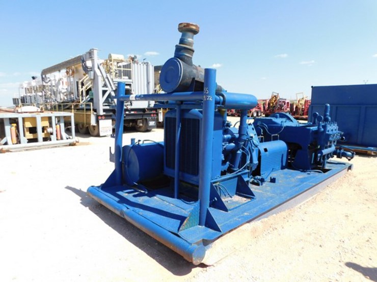 (2143) GARDNER DENVER TEE PE172 TRIPLEX PUMP P/B DETROIT DIESEL 6V71