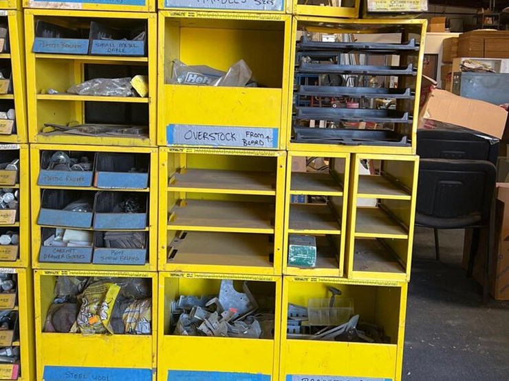 Bolt Bins Lot 2926, Construction Equip & Supplies Liquidation