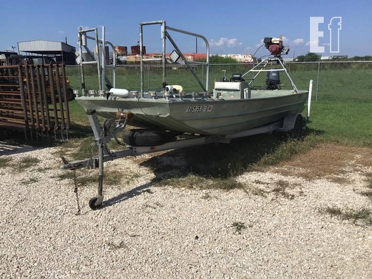 FLOUNDER BOAT Lot 49, Equipment Consignment Auction, 10/1/2022