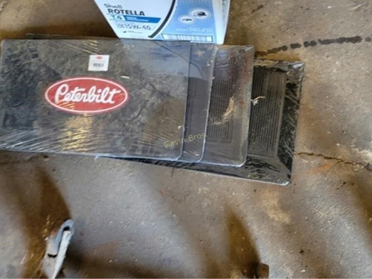 (4) Peterbilt Mud Flaps Lot 165, Emerson Estate Online Auction