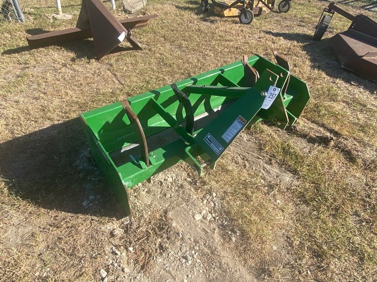 Frontier 5ft. Box Blade with rippers Lot 257, C&L FARM AND EQUIPMENT