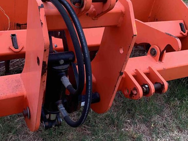Cammond 7ft box blade Hydraulic rippers nice condition...... Lot