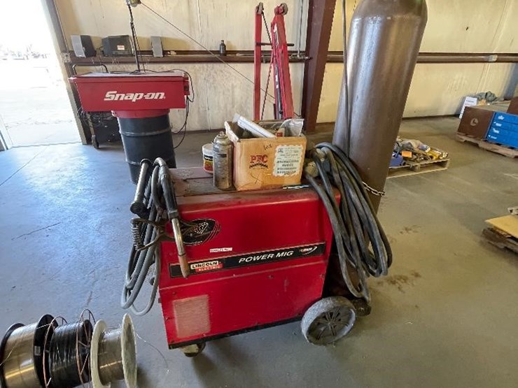 Lincoln 255C Mig Welder Lot GV0125, Oct 12, 2022 Equipment Auction