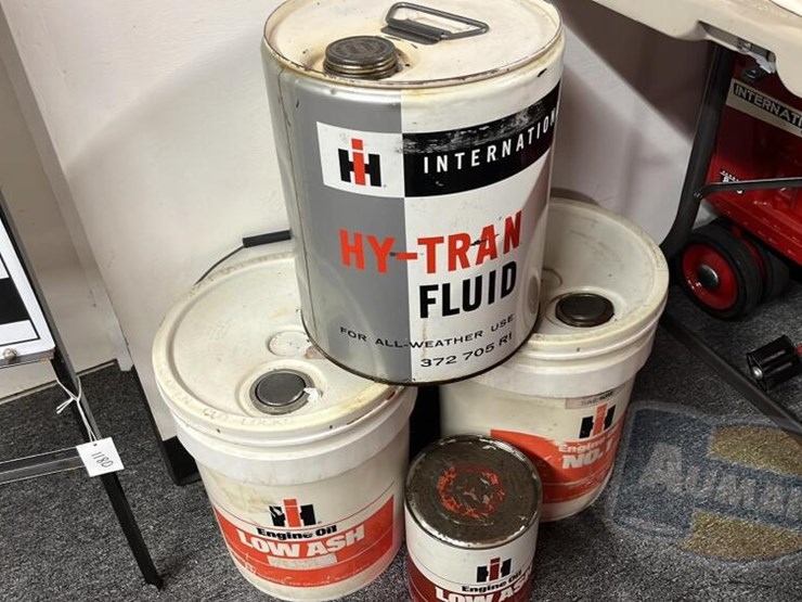 IH Oil and Hytran Fluid Lot 3006, Stew Paquette IH Museum